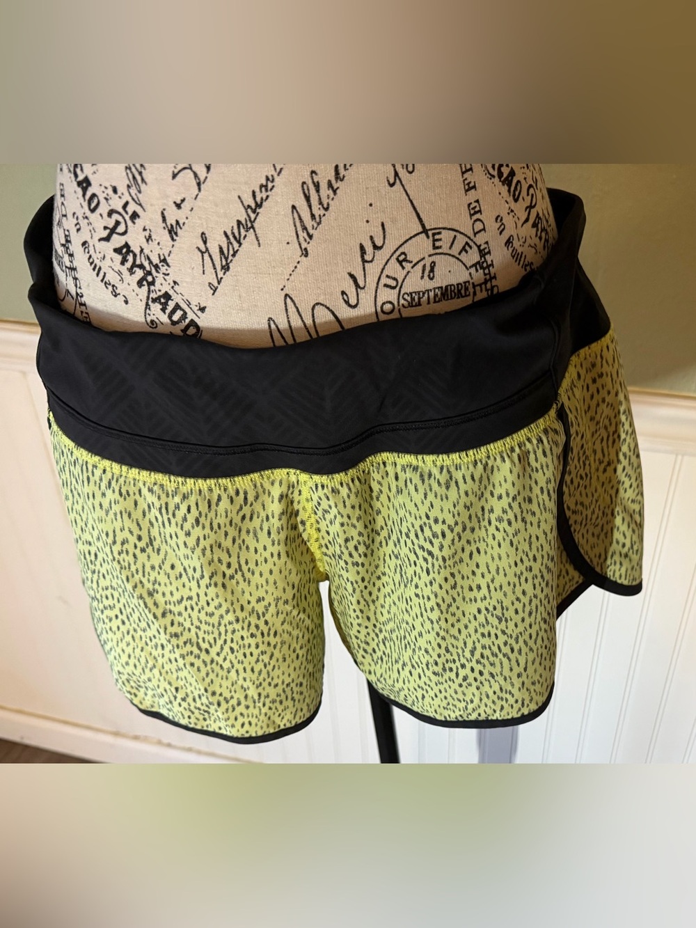 Lululemon Speed-Up/Running Neon Yellow Animal Print Workout Shorts.  Size 12.